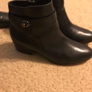 Ankle boots